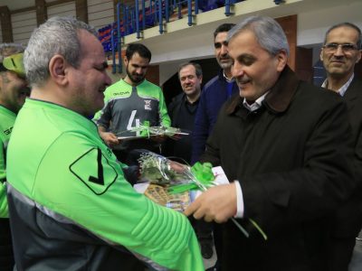 تجلیل «سلمانی» از جانبازان افتخارآفرین آذربایجان‌شرقی در مسابقات گلبال لیگ برتر جانبازان بصیر کشور