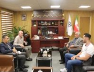 تجلیل مدیرکل ورزش و جوانان استان از ملی پوش هندبال ایران