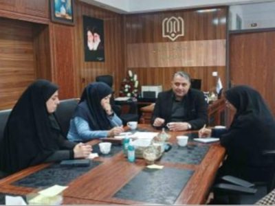 تربیت هنرآموز آشنا به مهارت کسب و کار سیاست نوسازی مدارس در تجهیز هنرستان‌های استان می باشد