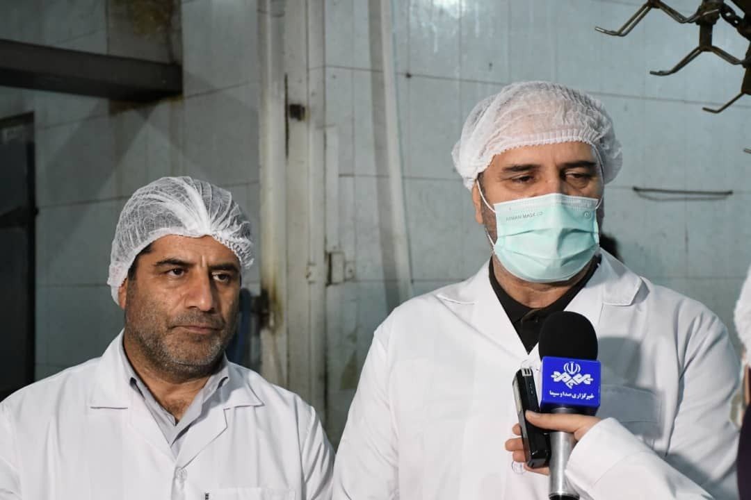 مرغ آماده طبخ در بازار در بستر عرضه و تقاضا تعیین قیمت می گردد/مشکل خاصی در زمینه کشتار و تولید گوشت مرغ در آذربایجان شرقی وجود ندارد