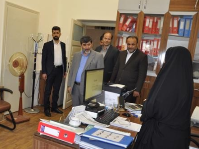 بازدید سرپرست استانداری آذربایجان شرقی از اداره کل امور مالیاتی استان