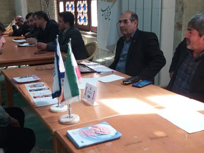 میزخدمت در نمازجمعه های استان برگزار شد