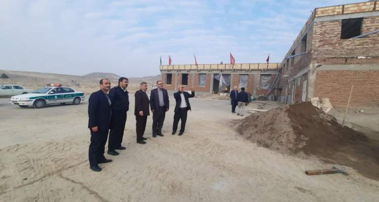 بازدید میدانی و بررسی طرح توسعۀ یادمان شهدای گمنام «ممقان» توسط مدیرکل بنیاد آذربایجان شرقی