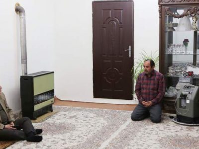سرپرست بنیاد آذربایجان شرقی پای درد و دل دو مادر شهید در تبریز
