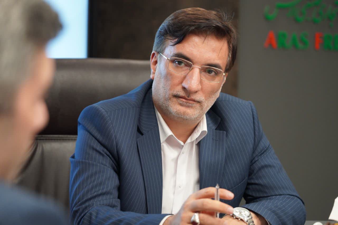 مدیرعامل سازمان منطقه آزاد ارس ؛ بازار ارمنستان نیازمند تولیدات ماست:نمایشگاه عرضه بسته های سرمایه گذاری مناطق آزاد در ایروان برگزار می شود