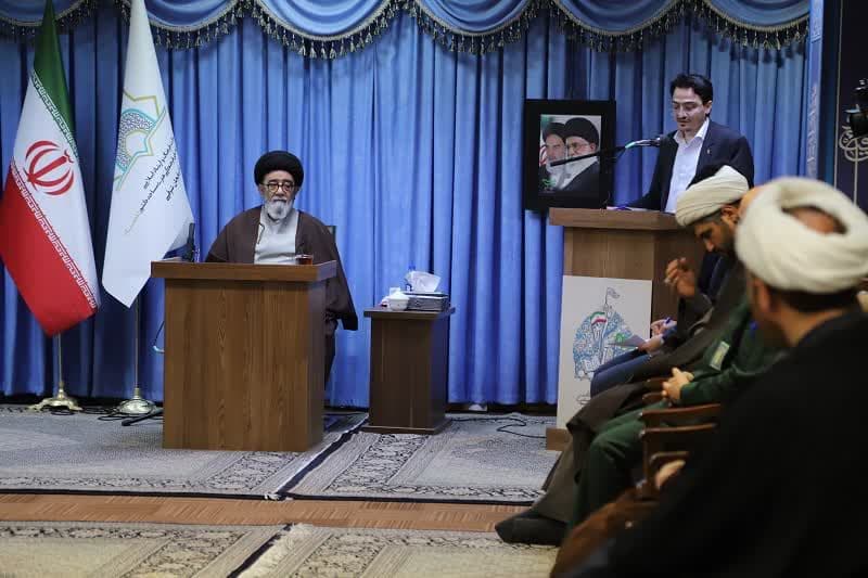 مدیر ستاد فهما آذربایجان شرقی از فعالیت بیش از ۱۴۰۰ کانون فرهنگی هنری و بیش از ۶۵۰ کتابخانه و قرائتخانه در مساجد استان خبر داد.