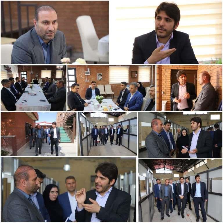 بازدید دکتر مشایخی و هیئت همراه به همراه مهندس سعیدی از مرکز اشتغال و کارآفرینی مجموعه هشت بهشت شهر جدید سهند