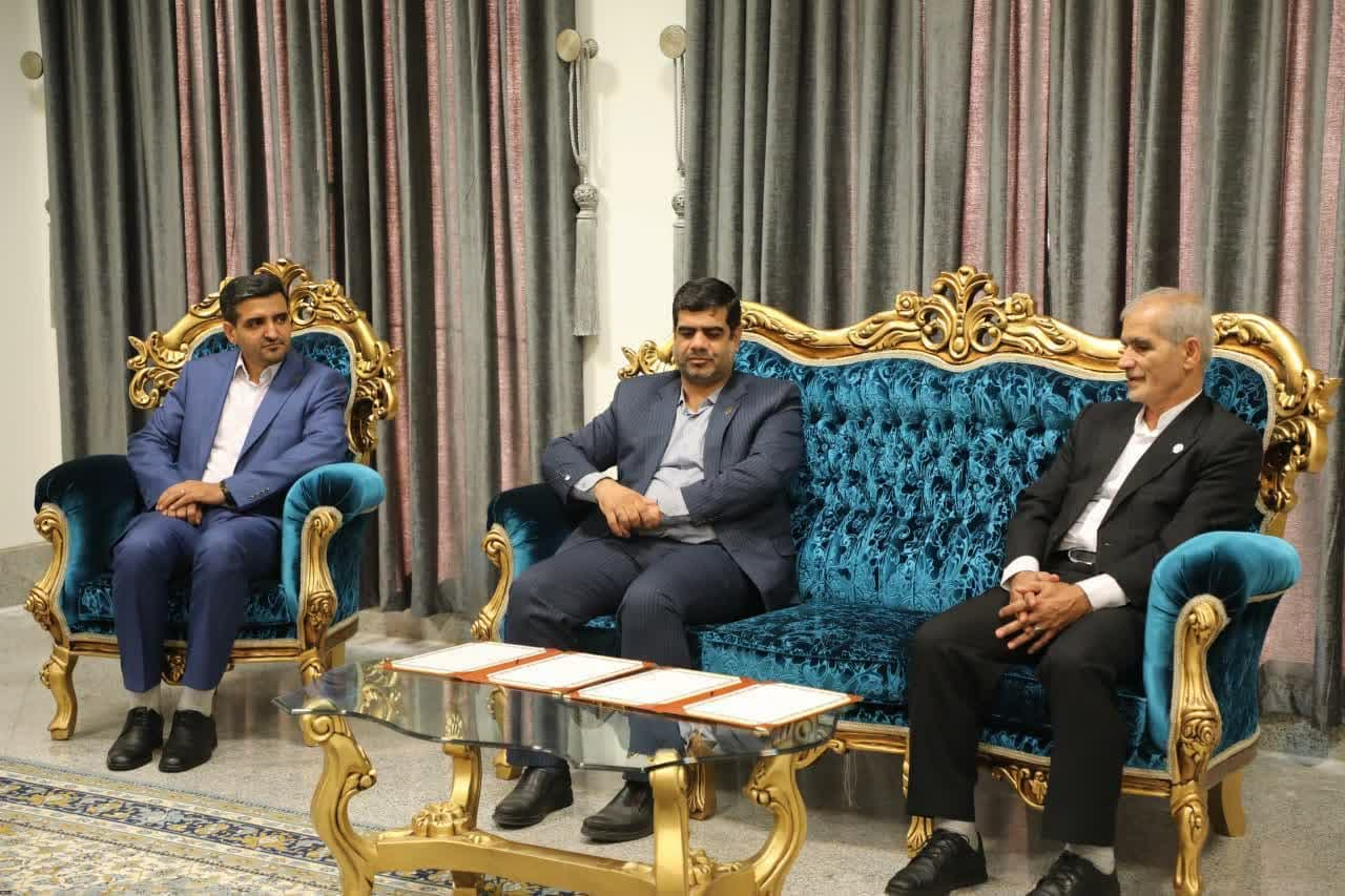 با حضور سرپرست دانشگاه فرهنگیان صورت گرفت؛انعقاد تفاهم نامه پذیرش دانشجوی دوره های مشترک تحصیلی دانشگاه تبریز و فرهنگیان