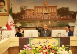 مساجد از پایگاه های مهم قدرت فرهنگی هستند