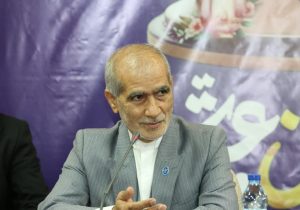 تمسک به قرآن کریم بهترین راه برای مؤمانه کردن زیست بوم جامعه است