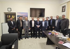 نشست هم‌اندیشی مدیران محیط زیست آذربایجان شرقی با امور آب، کشاورزی و محیط زیست سازمان برنامه و بودجه کشور