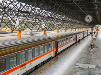 پیش فروش بلیت‌ قطارهای مسافری آبان ماه از شنبه آغاز می شود*