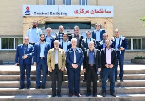 بازدید دکترجعفری آذر از پالایشگاه تبریز