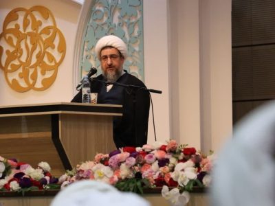 ترویج معارف دینی و احیای کارکرد مساجد مهمترین اولویت فعالیت روحانیون است