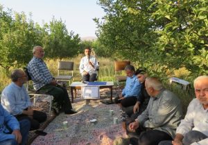 جلسه ستاد توسعه و بازسازی عتبات عالیات شهرستان هریس با باغداران