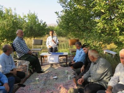 جلسه ستاد توسعه و بازسازی عتبات عالیات شهرستان هریس با باغداران