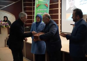 تجلیل از ۱۴ استاد پیشکسوت و بازنشسته گروه چشم‌پزشکی دانشگاه علوم پزشکی تبریز