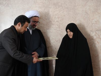 تداوم دیدار رئیس دانشگاه تبریز و رئیس نهاد رهبری با خانواده شهیدان جنگ رمضان